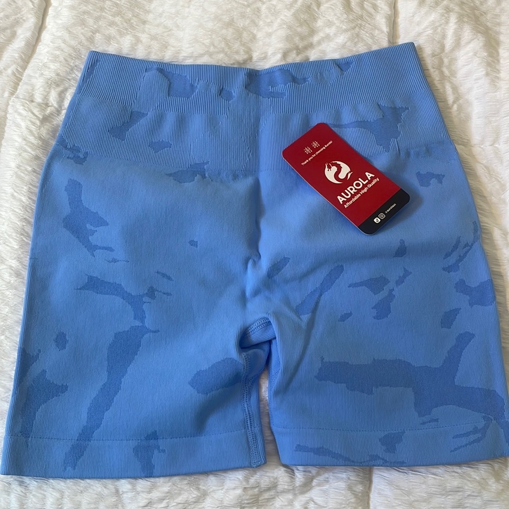 AUROLA shorts NEW SMALL